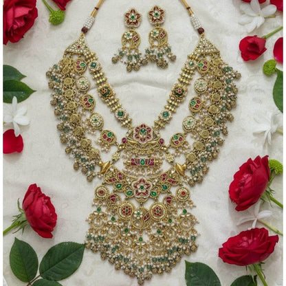 Royal Temple Style Multi-Layered Kundan Necklace Set with Earrings - Auraa Trends
