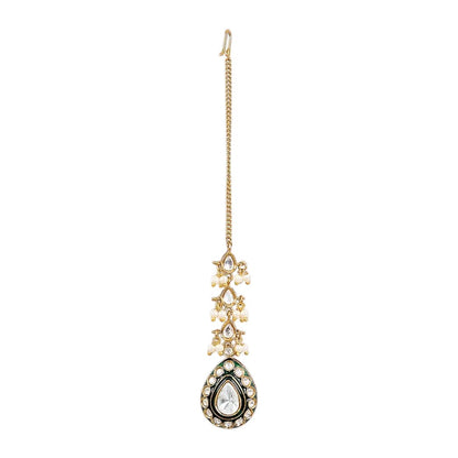 Gold-toned black enamel Kundan teardrop maang tikka with faux pearl bead clusters for bridal, wedding, and festive wear.