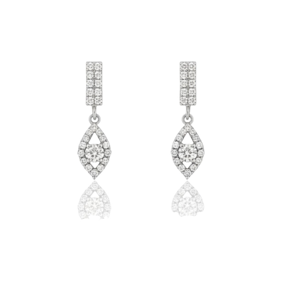Charming Gold-Plated Necklace and Earrings Set with Elegant Design