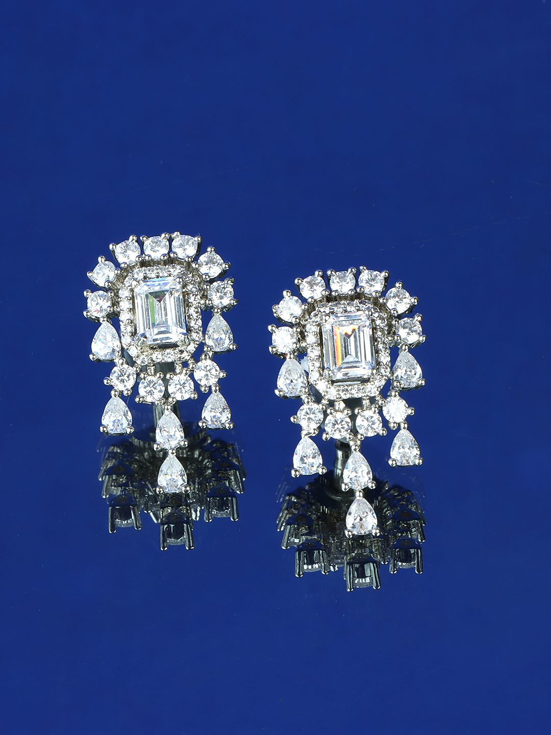 Alluring Rhodium Plated American Diamond Stud Earrings
