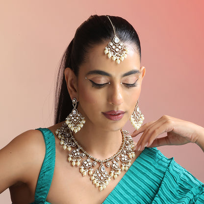Royal Pearl Kundan Necklace Set – Traditional Elegance with Grand Chandbaali Vibes