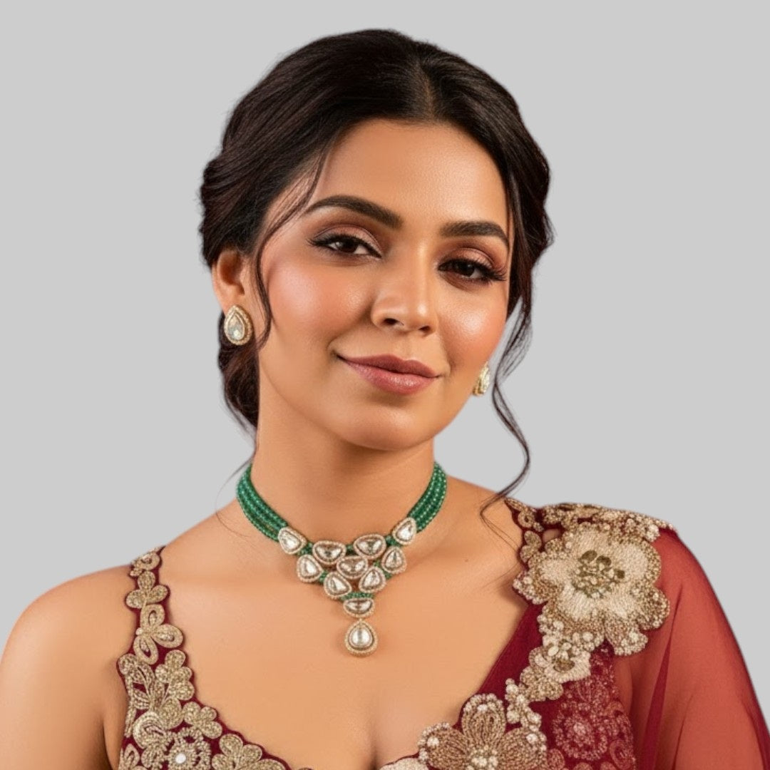 Emerald Beaded Kundan Necklace with Teardrop Pendant