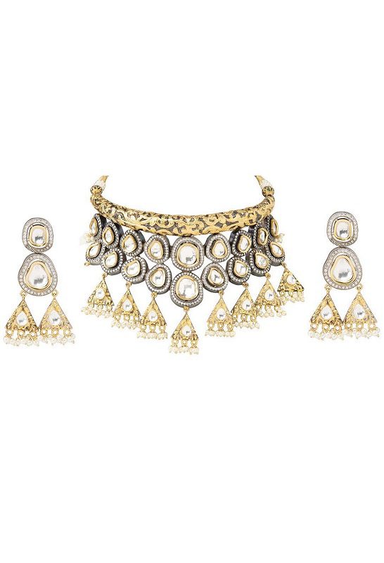 Crowned Kundan Hasli Necklace Set