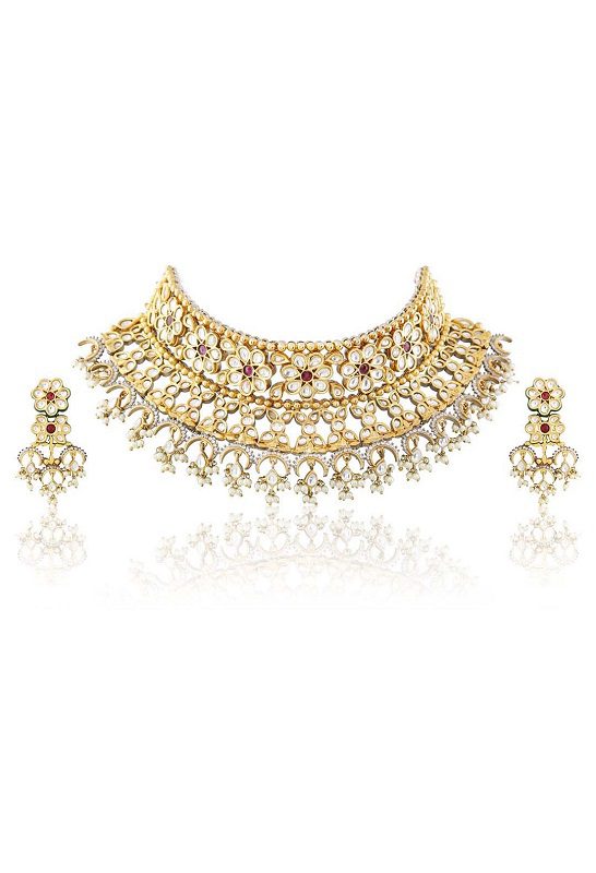 Splendid Necklace Sets for Women