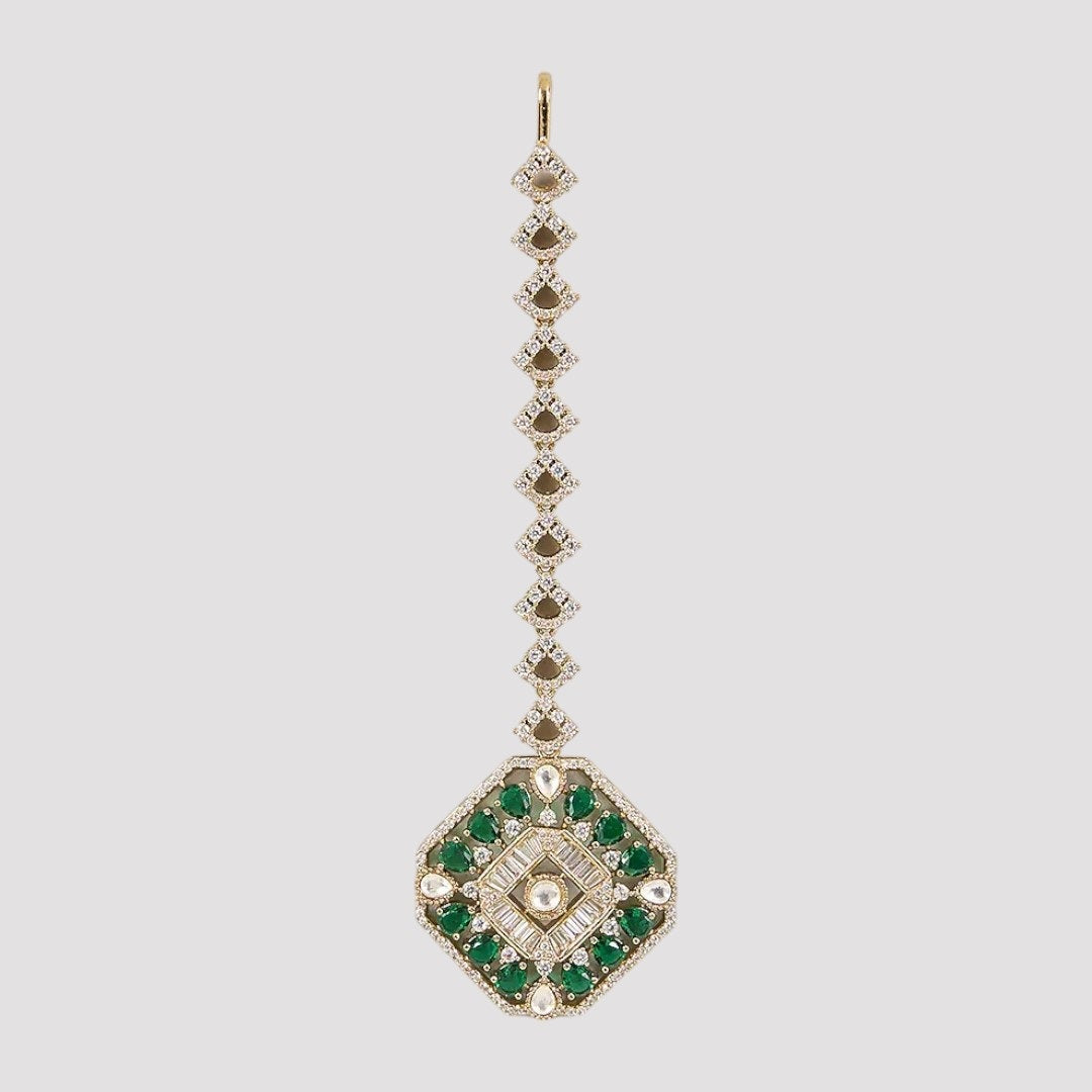 Gold-plated green Kundan maang tikka with diamond-shaped stone chain and octagon pendant