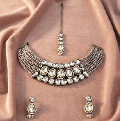 Traditional Kundan Choker Necklace Set with Earrings & Maang Tikka for Women