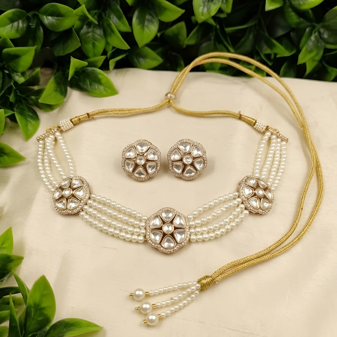 Elegant Kundan & Pearl Choker Necklace Set with Matching Stud Earrings