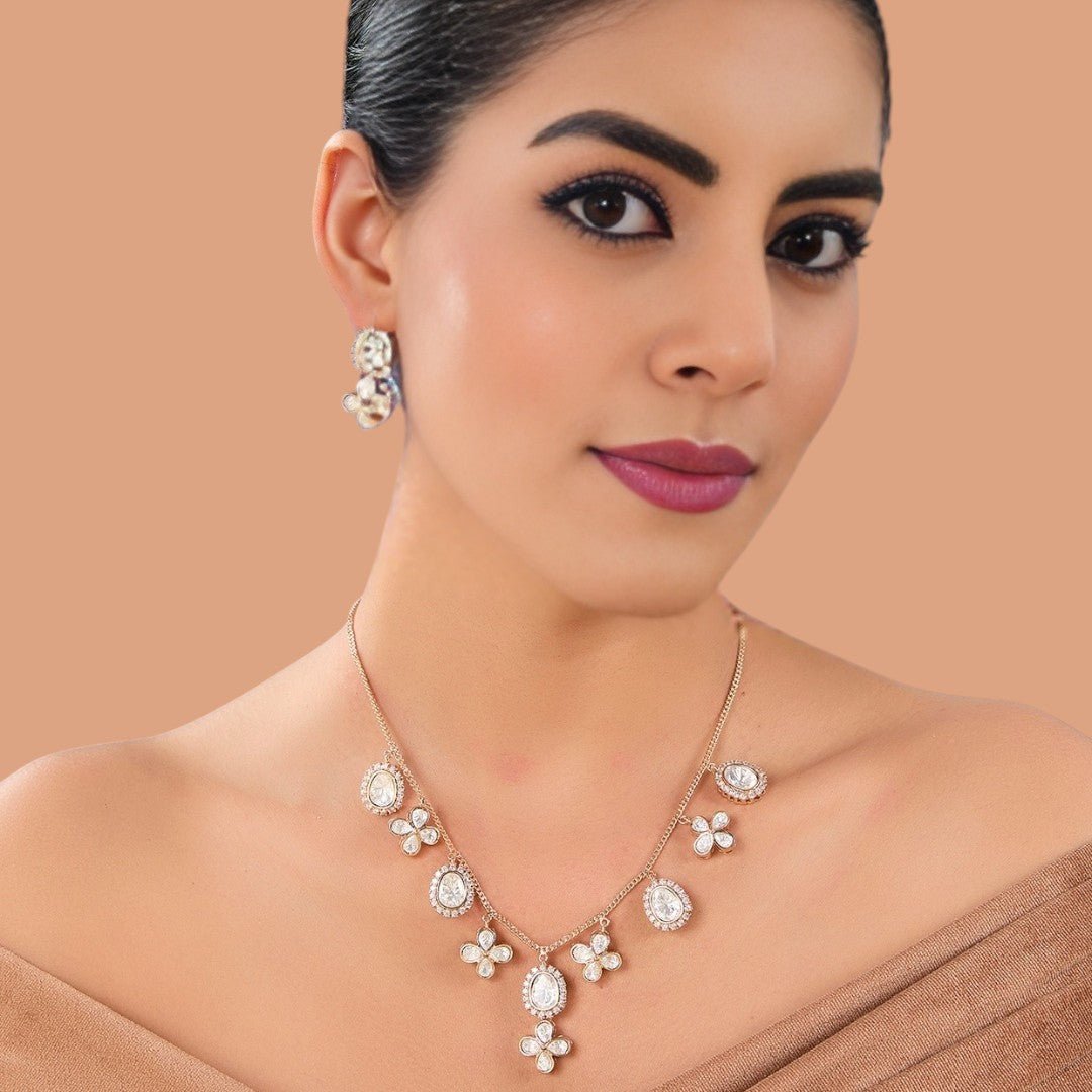 Beautiful Floral Kundan Necklace Set with Drop Accents - Auraa Trends - Necklaces - # - Auraa Trends - Beautiful Floral Kundan Necklace Set with Drop Accents