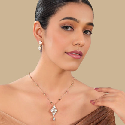 Beautiful Gold - Colored Kundan Necklace Set with Earrings Pendant Necklace - Auraa Trends - Pendant - # - Auraa Trends - Beautiful Gold - Colored Kundan Necklace Set with Earrings Pendant Necklace