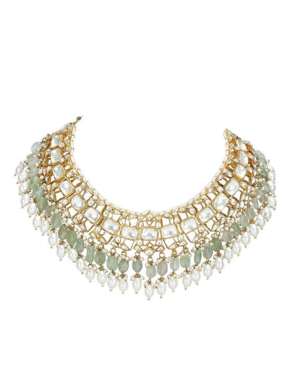 Beautifully Handcrafted Green Kundan Necklace Set - Auraa Trends