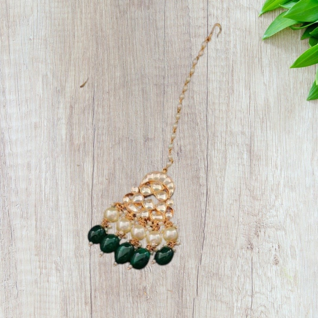Bridal Kundan Choker Necklace Set with Green Beads & Pearls - Auraa Trends - Necklace Set -  - Auraa Trends - "Traditional bridal kundan choker necklace set with green beads, pearls, and matching earrings and maang tikka