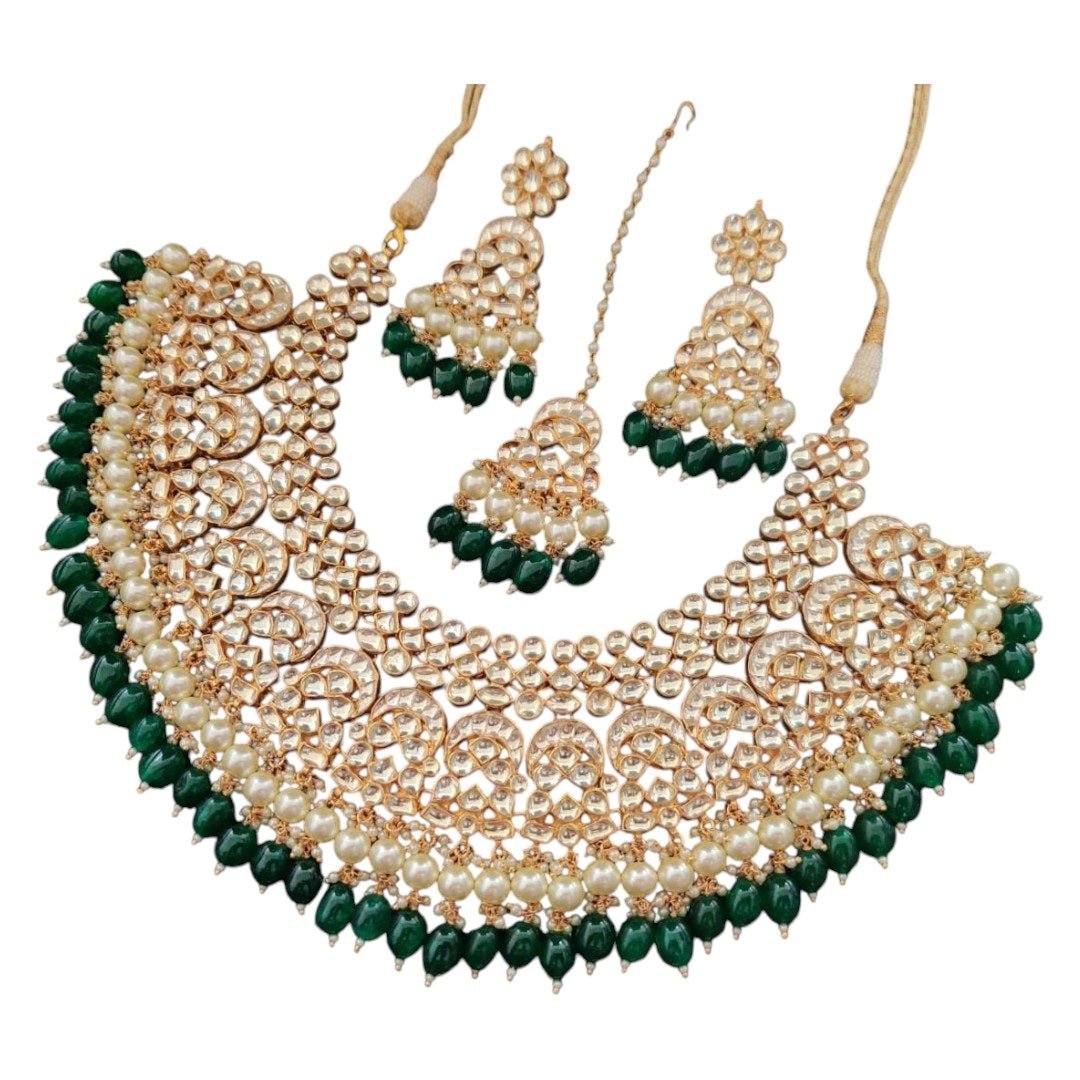 Bridal Kundan Choker Necklace Set with Green Beads & Pearls - Auraa Trends - Necklace Set -  - Auraa Trends - "Traditional bridal kundan choker necklace set with green beads, pearls, and matching earrings and maang tikka