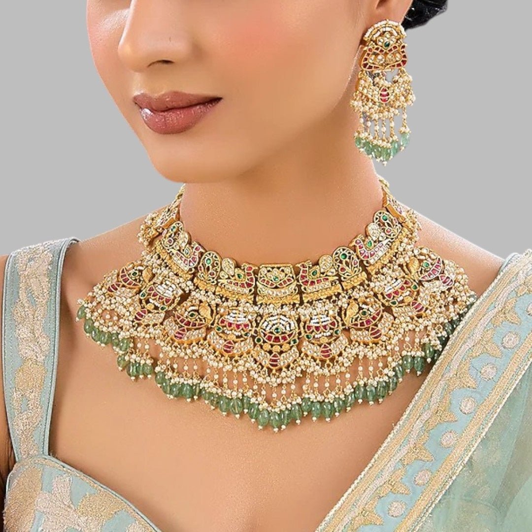 Bridal Kundan Polki Choker Necklace Set with Maang Tikka & Earrings - Auraa Trends - Necklace Set -  - Auraa Trends - Bridal Kundan Polki Choker Necklace Set with Maang Tikka & Earrings