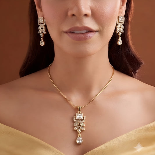 Light weight gold chain necklace with lobster clasp and extender for daily and party wear