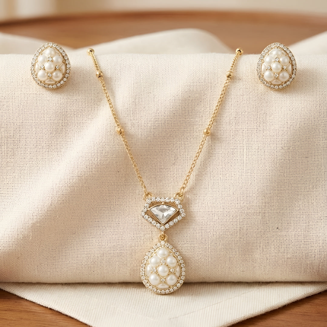 Gold-Plated Pearl Teardrop Pendant Necklace Set with Stud Earrings for Women