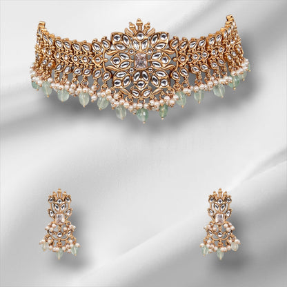 Choker Royal Floral Kundan Necklace Set - Auraa Trends - choker - # - Auraa Trends - Choker Royal Floral Kundan Necklace Set