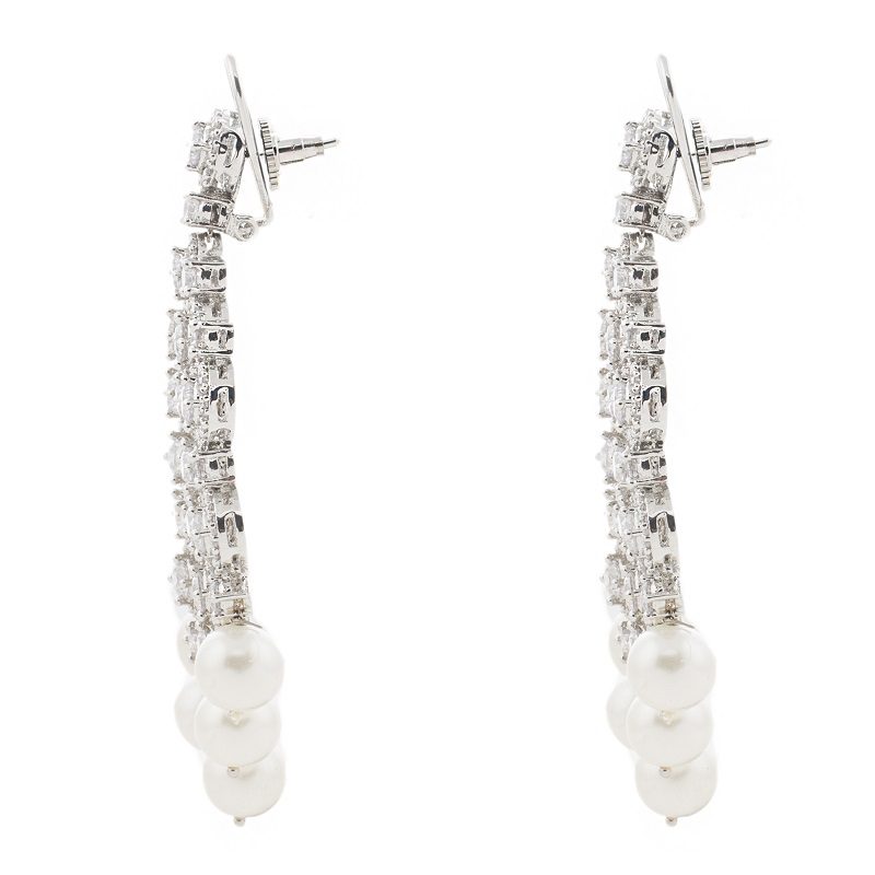 Aristocratic Diamonte Chaandlier Earring with Pearl Drops