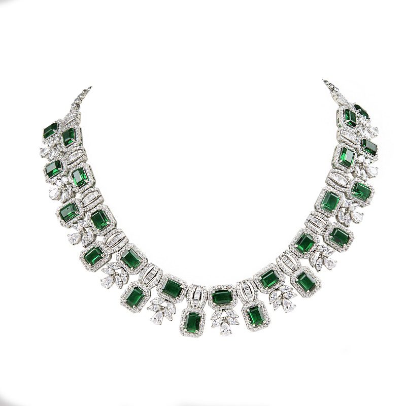Luxurious Diomonte Green and White Necklace Set