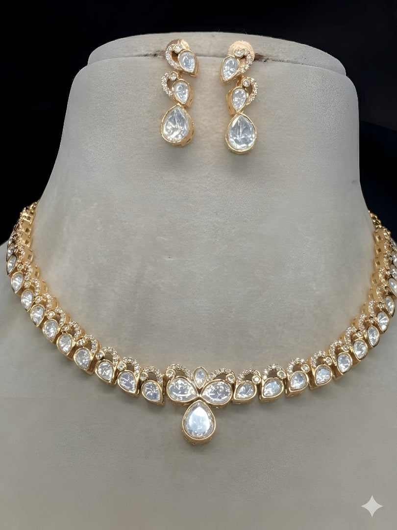 Gold plated kundan teardrop necklace set with matching earrings