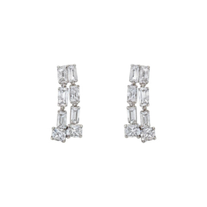Elegant American Diamond Necklace and Earrings Set Displayed on Red Velvet Stand