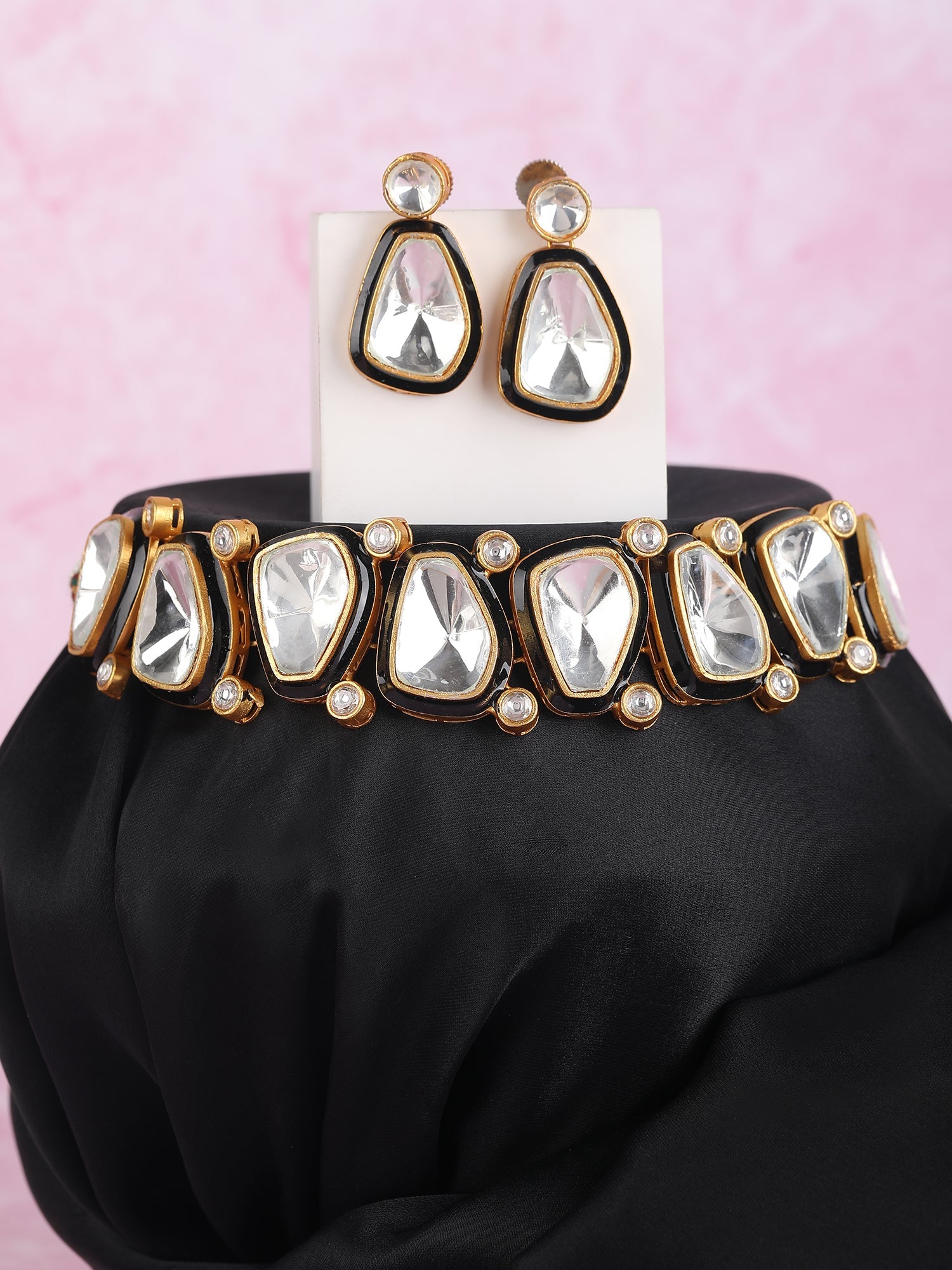 Elegant Kundan Polki Choker Necklace Set - Auraa Trends - Choker - Auraa Trends - Elegant Kundan Polki Choker Necklace Set