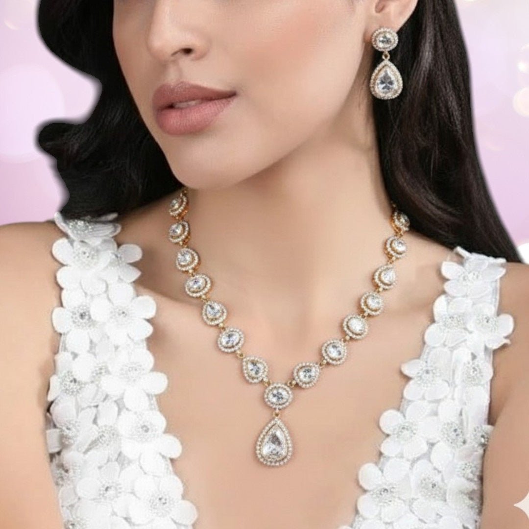 Elegant Kundan - Style White Stone Necklace Set - Auraa Trends - Necklace Set -  - Auraa Trends - "Gold - plated kundan - style necklace set with white teardrop and oval stones, including matching earrings – ideal for weddings, parties, and traditional functions.