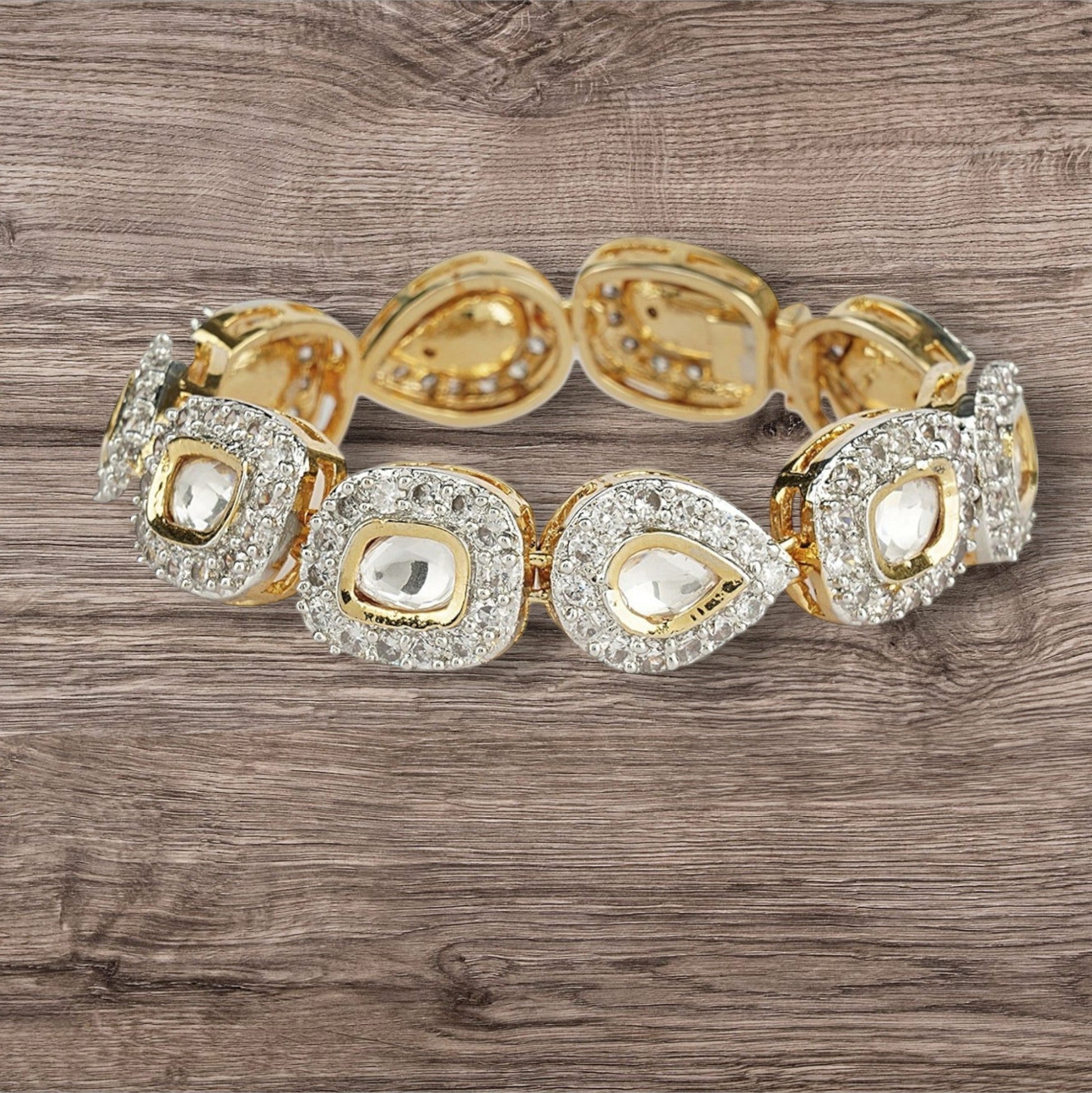 Elegant Moissanite Kundan Bracelet in Gold & Silver Finish - Auraa Trends - Bracelet -Kundan Bracelet in Gold & Silver Finish