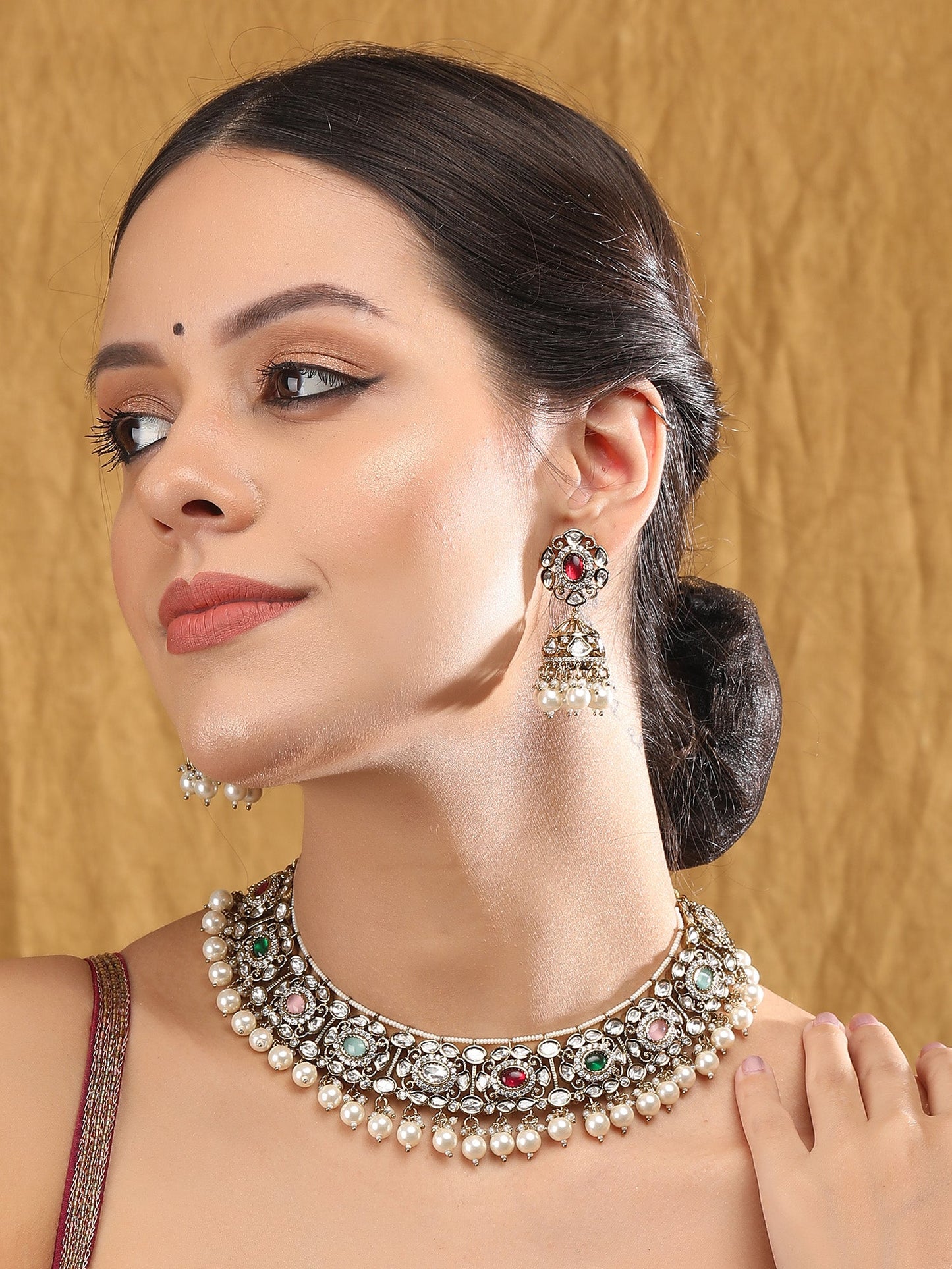 Elegant White Contemporary Choker Necklace and Earrings Set - Auraa Trends - Choker -Choker Choker choker set for women