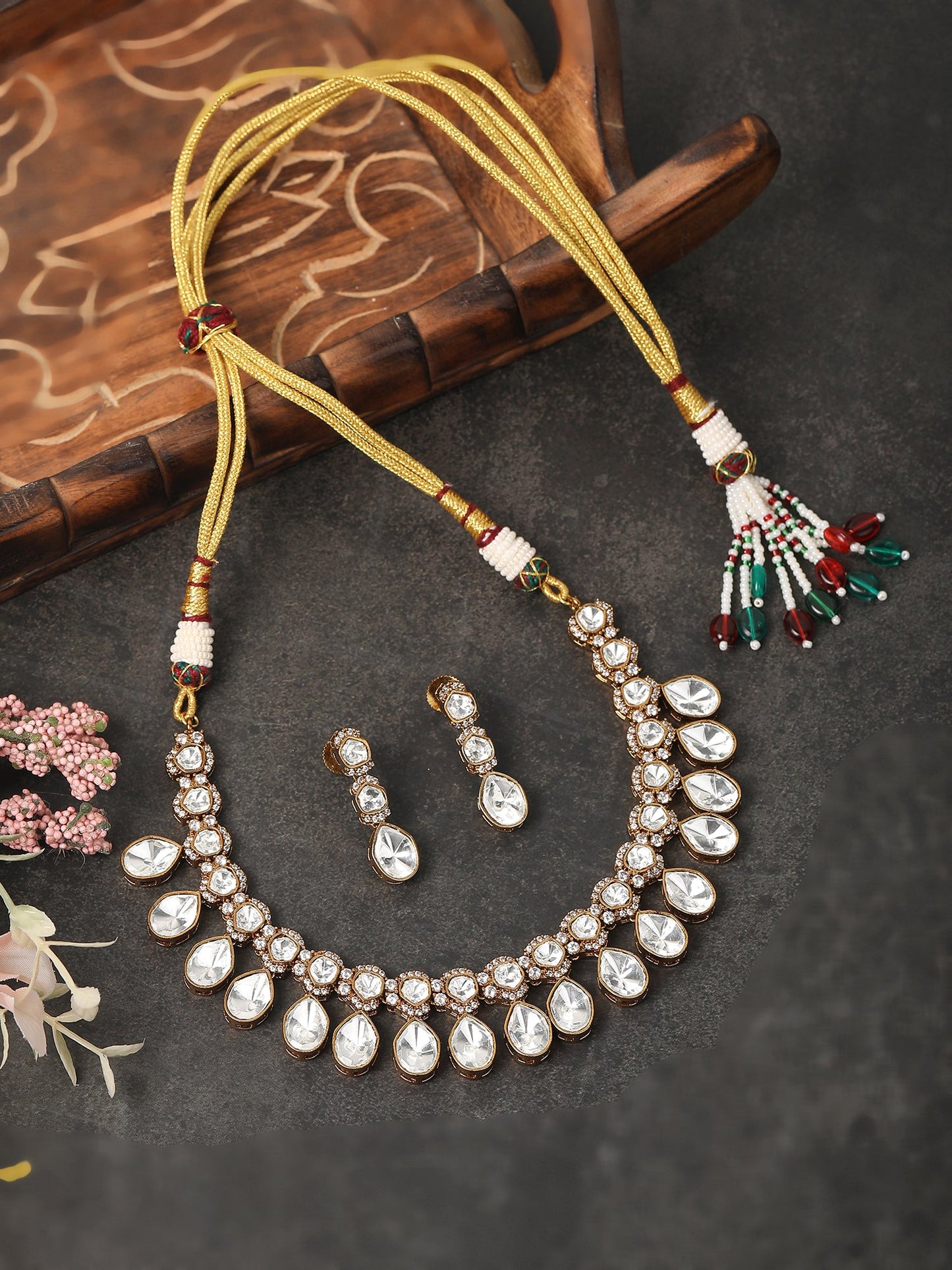Elegant White Polki Choker Necklace Set - Auraa Trends - Choker - # - Auraa Trends - Elegant White Polki Choker Necklace Set