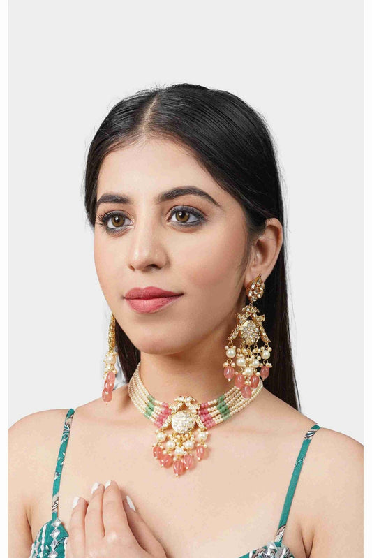 Exquisite Gold Plated Kundan Necklace Set - Auraa Trends - Necklaces Auraa Trends - Exquisite Gold Plated Kundan Necklace Set