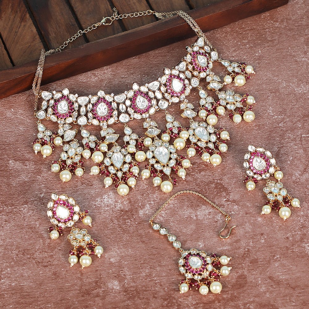 Exquisite Kundan & Pearl Bridal Jewelry Set - Auraa Trends - Necklace Set - Buy Exquisite Kundan & Pearl Bridal Jewelry Set