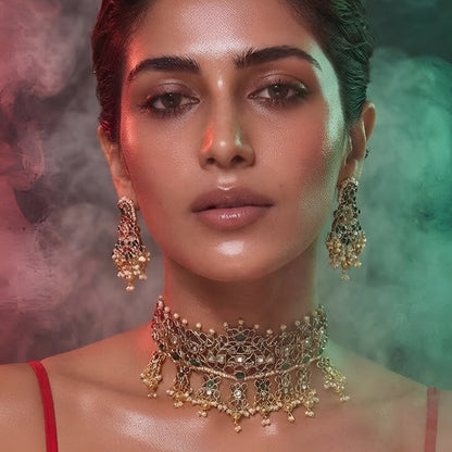 Traditional red green stone gold-tone choker necklace set with matching earrings