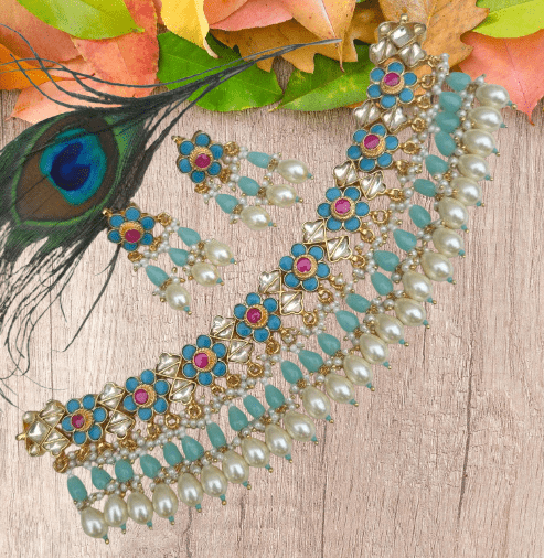 Floral Kundan Choker Necklace Set with Earrings for Women - Auraa Trends - Necklace Set -  - Auraa Trends - Floral Kundan Choker Necklace Set with Earrings for Women