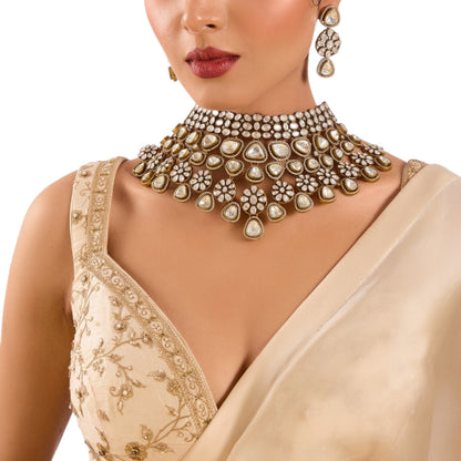 Gold Finish Floral Motif & Kundan Stone Choker Necklace Set - Auraa Trends - Necklace -  - Auraa Trends - Gold Finish Floral Motif & Kundan Stone Choker Necklace Set