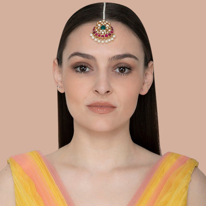 Gold Finish Kundan Maangtikka - Auraa Trends - Maangtika - # - Auraa Trends - Gold Finish Kundan Maangtikka
