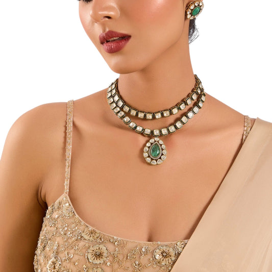 Gold Finish Kundan Polki Choker Necklace Set with Emerald Drop – Indian Bridal Jewelry - Auraa Trends - Necklace -  - Auraa Trends - Gold Finish Kundan Polki Choker Necklace with Emerald Drops Traditional Indian Bridal Necklace Set with Stud Earrings Wedding Jewelry Set – Gold Choker with Emerald and Kundan Polki Festive Wear Kundan Choker Necklace for Women