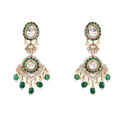 Gold Finish Kundan Polki & Emerald Green Drop Choker Necklace Set - Auraa Trends - Necklace -  - Auraa Trends - Gold Finish Choker Necklace with Kundan Polki and Emerald Green Drops Traditional Kundan Polki Choker Set with Matching Earrings Bridal Emerald Drop Choker Necklace for Women Indian Ethnic Necklace Set with Polki Stones and Emerald Accents