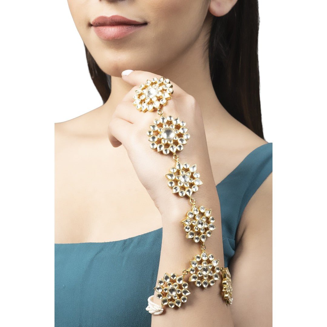 Gold Finish Kundan Polki Haathphool (Set of 2) - Auraa Trends - Hathphool - Gold Finish Kundan Polki Haathphool (Set of 2)