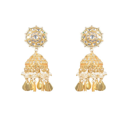 Gold Finish Kundan Polki & Pearl Beaded Dangler Earrings With Maangtikka - Auraa Trends - Maangtika - # - Auraa Trends - Gold Finish Kundan Polki & Pearl Beaded Dangler Earrings With Maangtikka