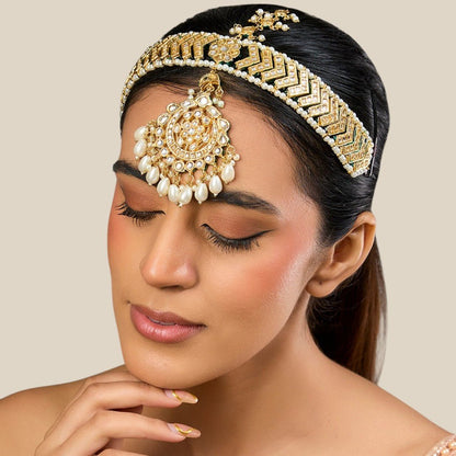 Gold Finish Kundan Stone & Pearl Chain Mathapatti - Auraa Trends - Mathapati - # - Auraa Trends - Gold Finish Kundan Stone & Pearl Chain Mathapatti