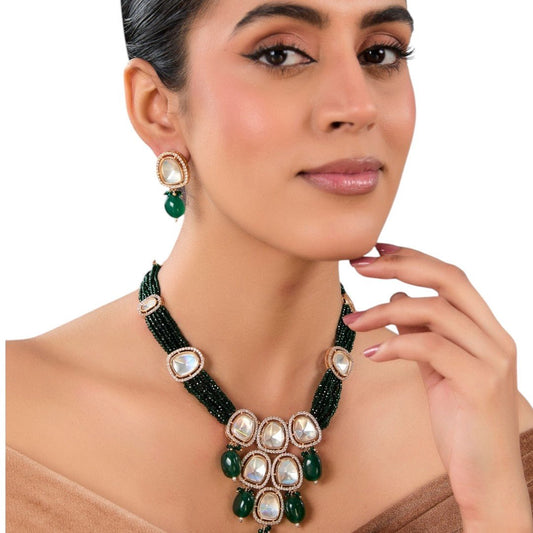 Gold - Plated Kundan Studded & Beaded Jewellery Set - Auraa Trends - Necklaces - Gold - Plated Kundan Studded Jewellery Set