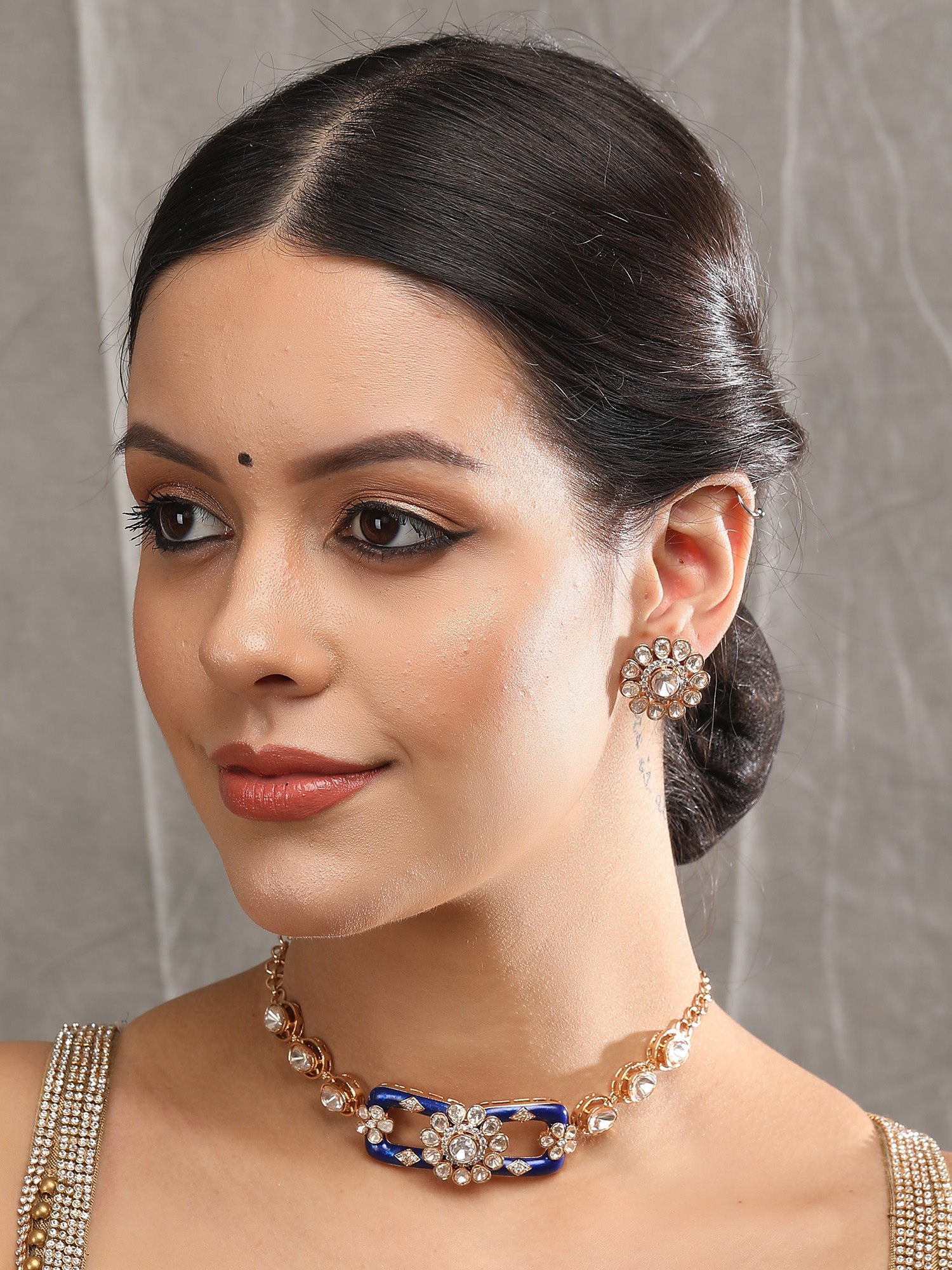 Gold-Toned & White Gold-Plated Moissanite Choker Set - Auraa Trends - Choker -Choker choker set for women