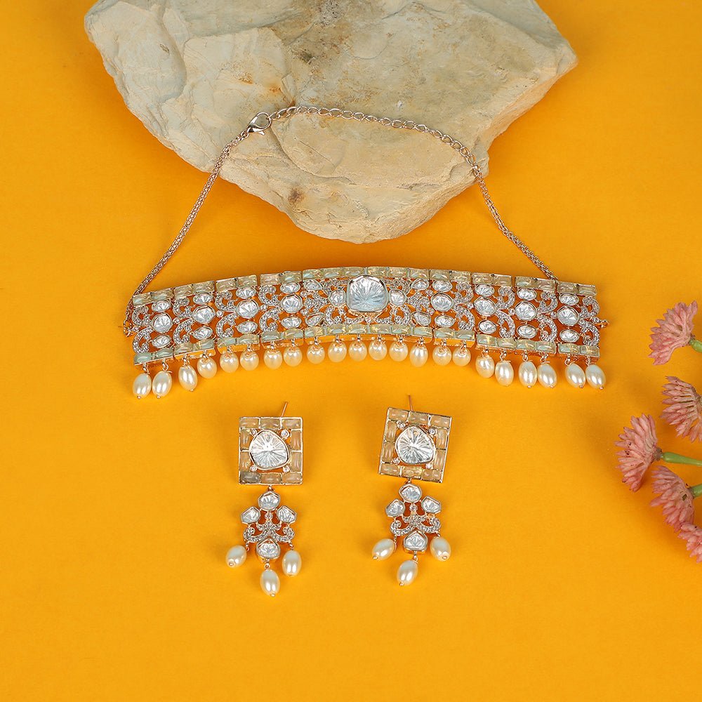 Graceful Pearl and Polki Choker Necklace Set with Earrings - Auraa Trends - Choker - Graceful Pearl and Polki Choker Necklace