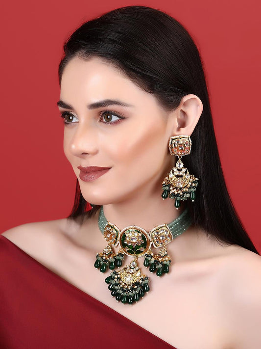 Green Kundan Statement Necklace Set - Auraa Trends - Necklaces - # - Auraa Trends - Green Kundan Statement Necklace Set