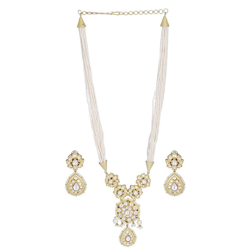 Aristocratic Kundan Necklace Set