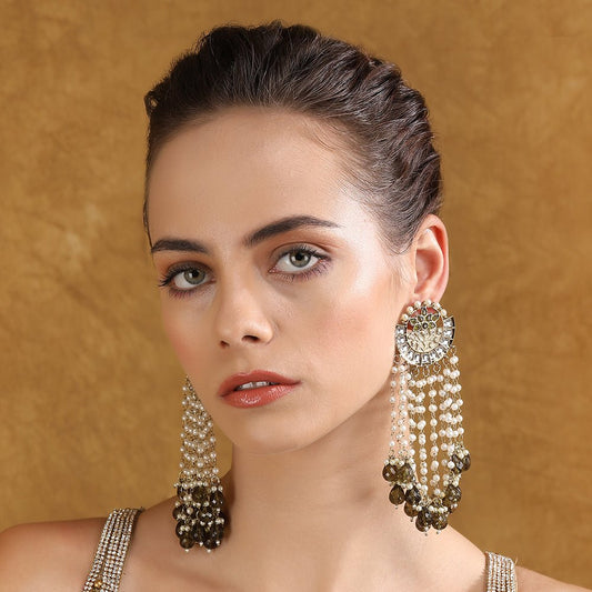 Kundan and Pearl Chandelier Earrings - Auraa Trends - Chandelier Earrings - Trends - Kundan and Pearl Chandelier Earrings