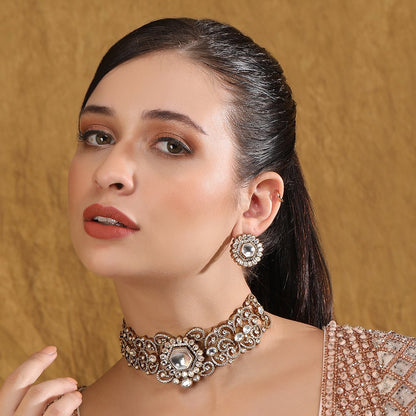 Kundan Bridal Choker Necklace Earring Set For Women - Auraa Trends - Choker - Kundan Bridal Choker Necklace Earring Set