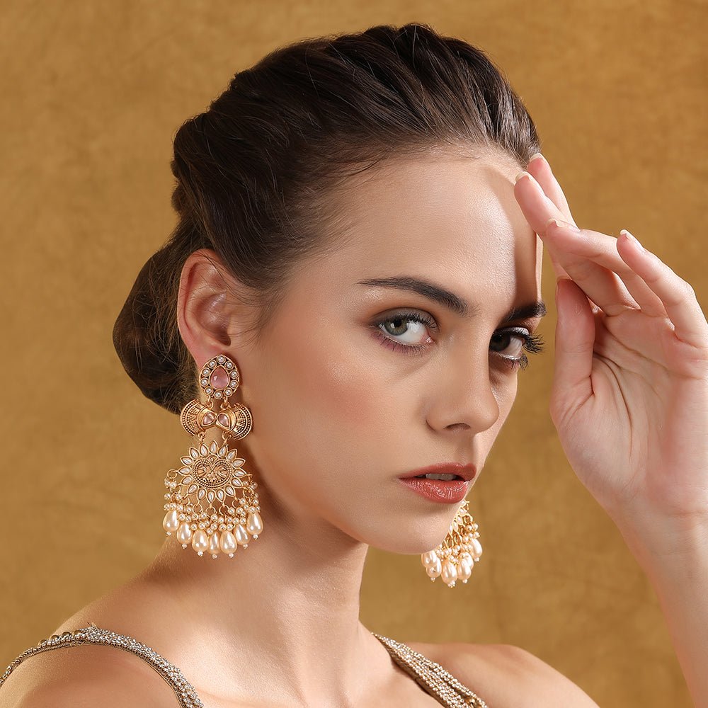 Kundan Chandelier Earrings with Floral Design - Auraa Trends - Chandelier Earrings -Chandelier Earrings chandelier earrings