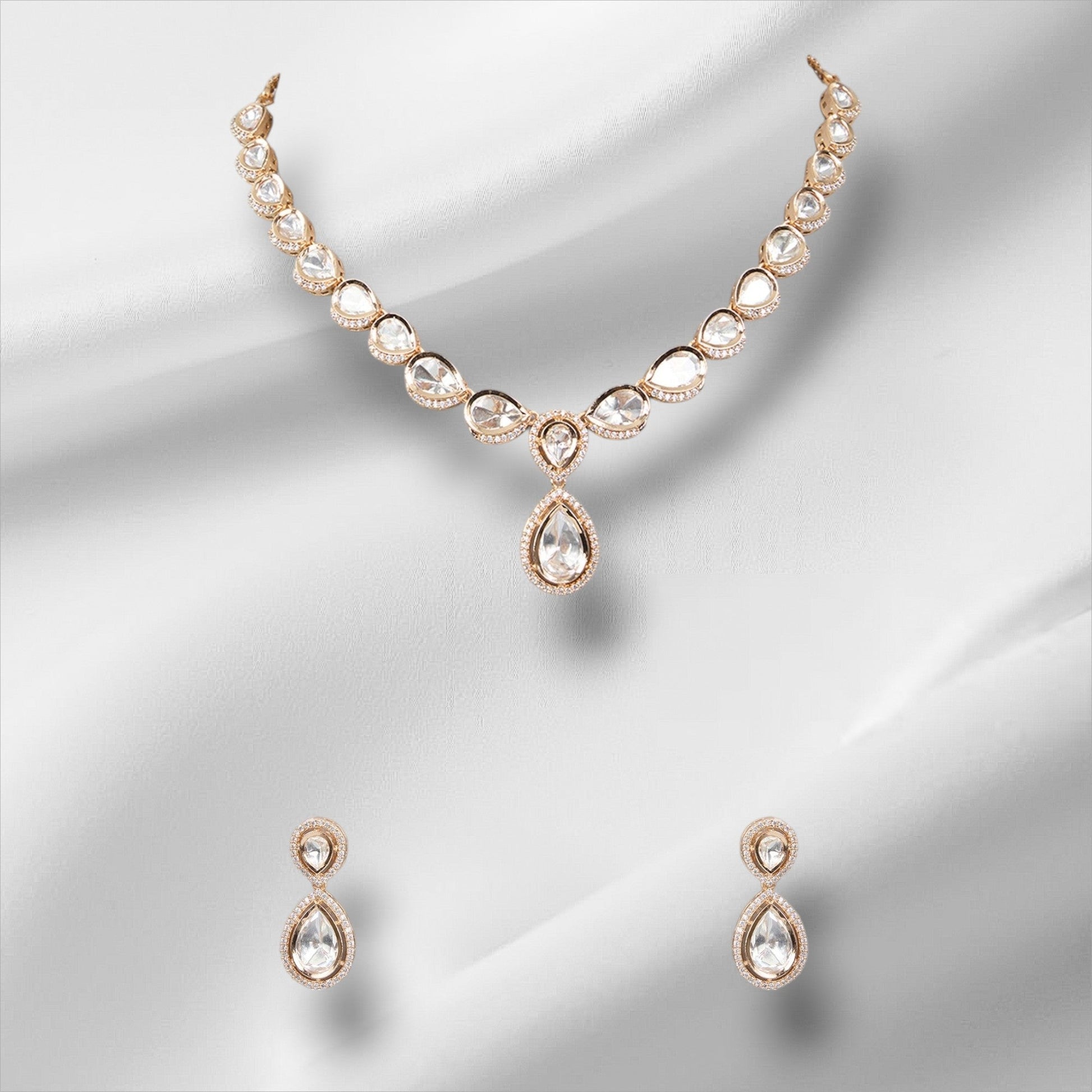 Kundan Classic Teardrop Necklace Set - Auraa Trends - Necklaces - # - Auraa Trends - Kundan Classic Teardrop Necklace Set