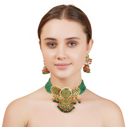 Kundan necklace set is a must-have for women looking to add a touch of elegance and luxury to their ensemble - Auraa Trends